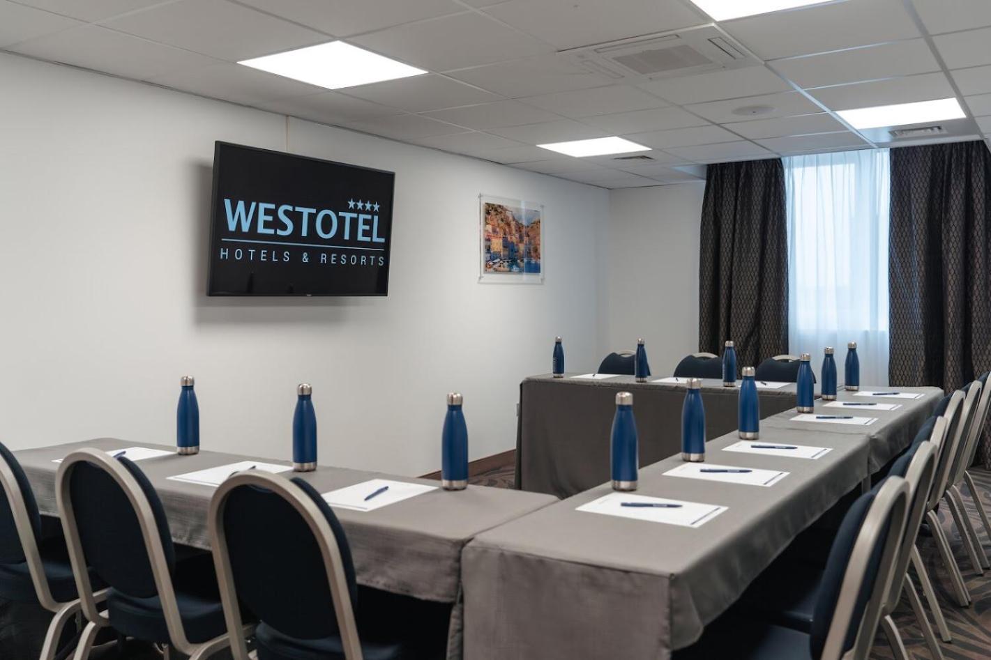 Westotel Taverny - Paris Val-D'Oise Esterno foto